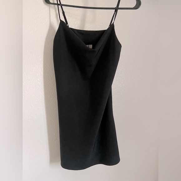 ASOS little black dress - Picture 3 of 3